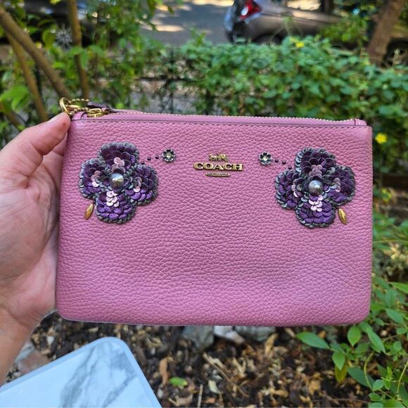 Coach Rivet Tea Rose Pink Sequins Floral Primrose Leather Wristlet (F31835) - Picture 2 of 10